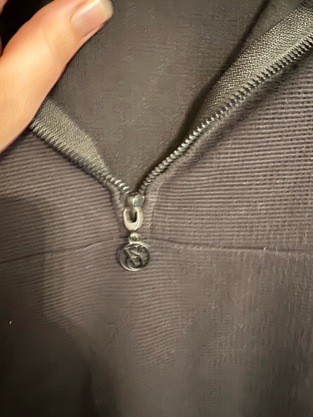 Victoria's Secret Black Waffle Knit Pullover Top - Picture 3 of 5
